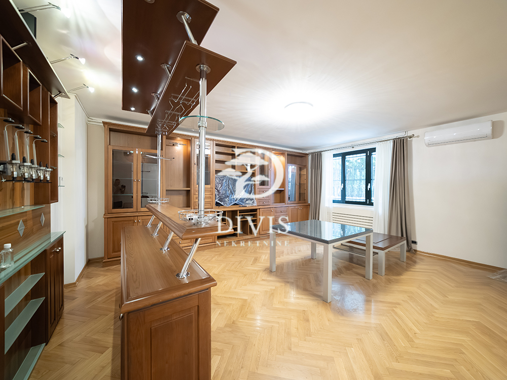 Slika 8 - Milovana Marinkovića, Šestosoban stan na prodaju, 396m2, 1.100.000€